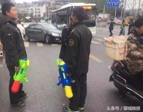 长沙城管爆料事件视频,视频揭露现场冲突瞬间 第2张 长沙城管爆料事件视频,视频揭露现场冲突瞬间 第2张